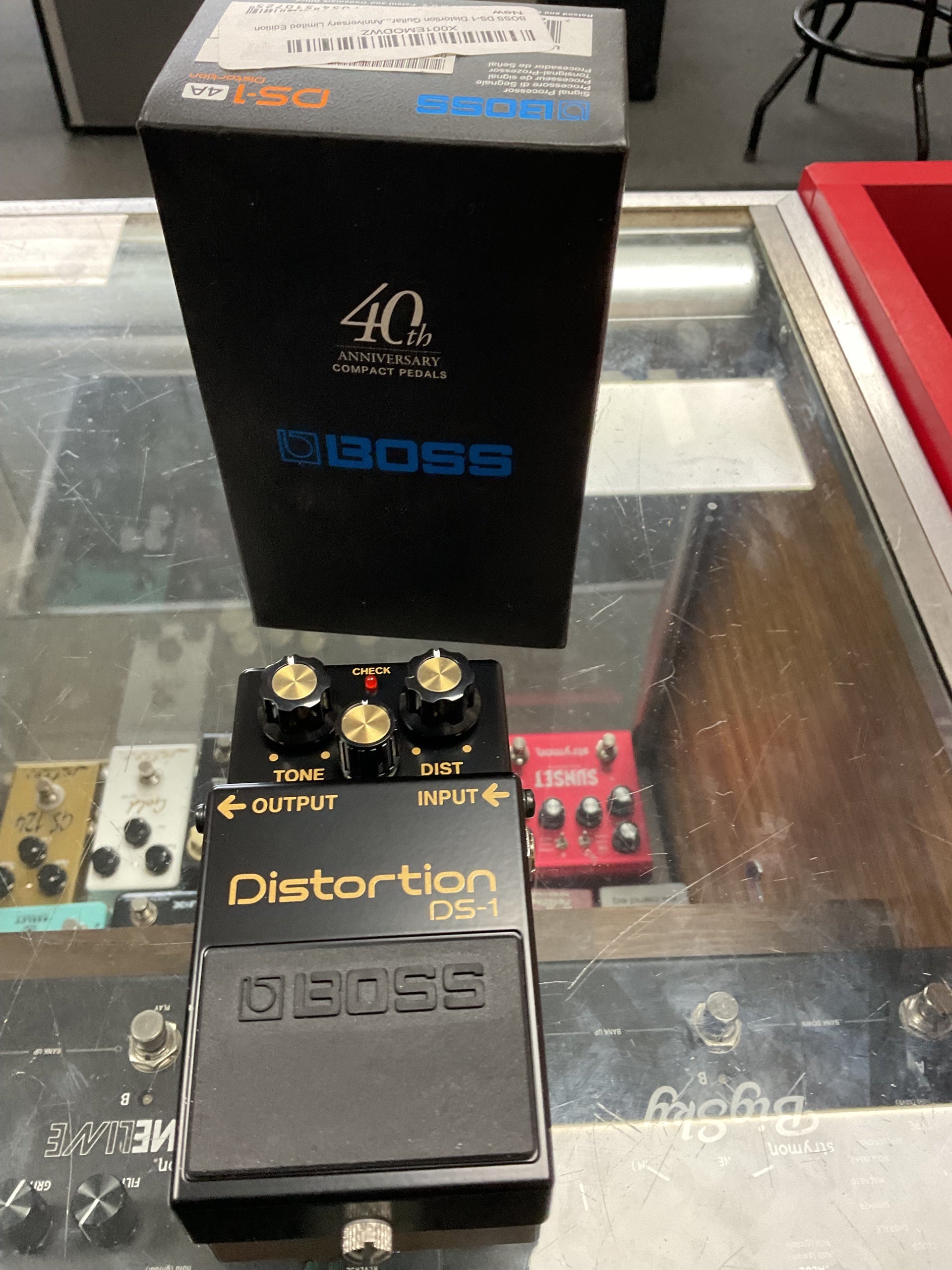 BOSS DS-1-4A Distortion 40th Anniversar Boss DS 1 4A Distortion